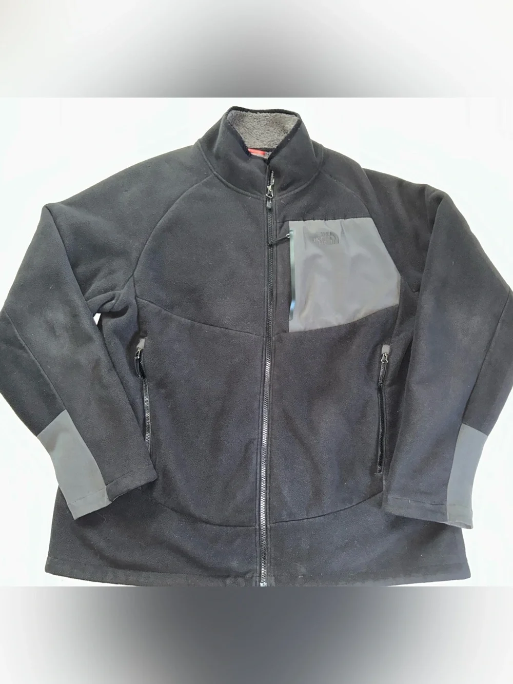 The North Face Jacket Men's XL Black Fleece Sherpa Lined Full Zip. A Few Spots